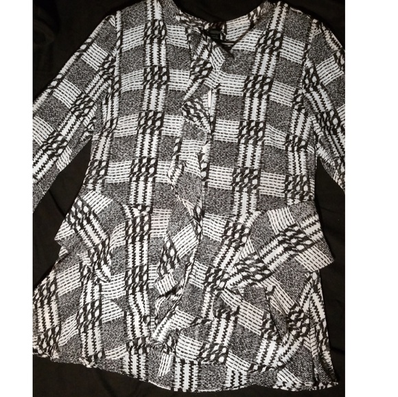 Chico's Black Label flow blouse - Picture 4 of 5